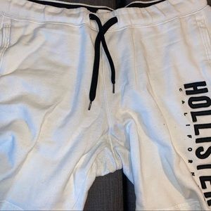 XL white Hollister logo shorts